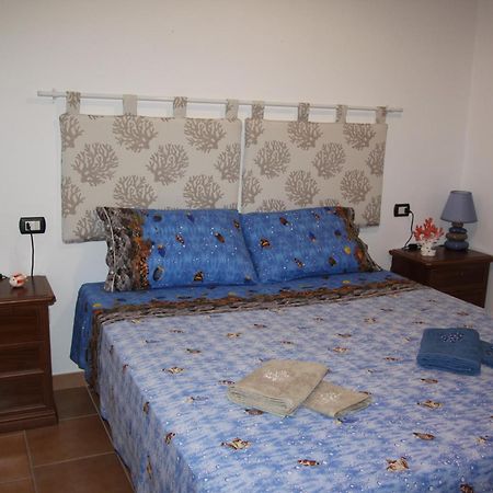 Magibac Due - Casa Vicino Aeroporto E Mater Olbia Appartement Buitenkant foto