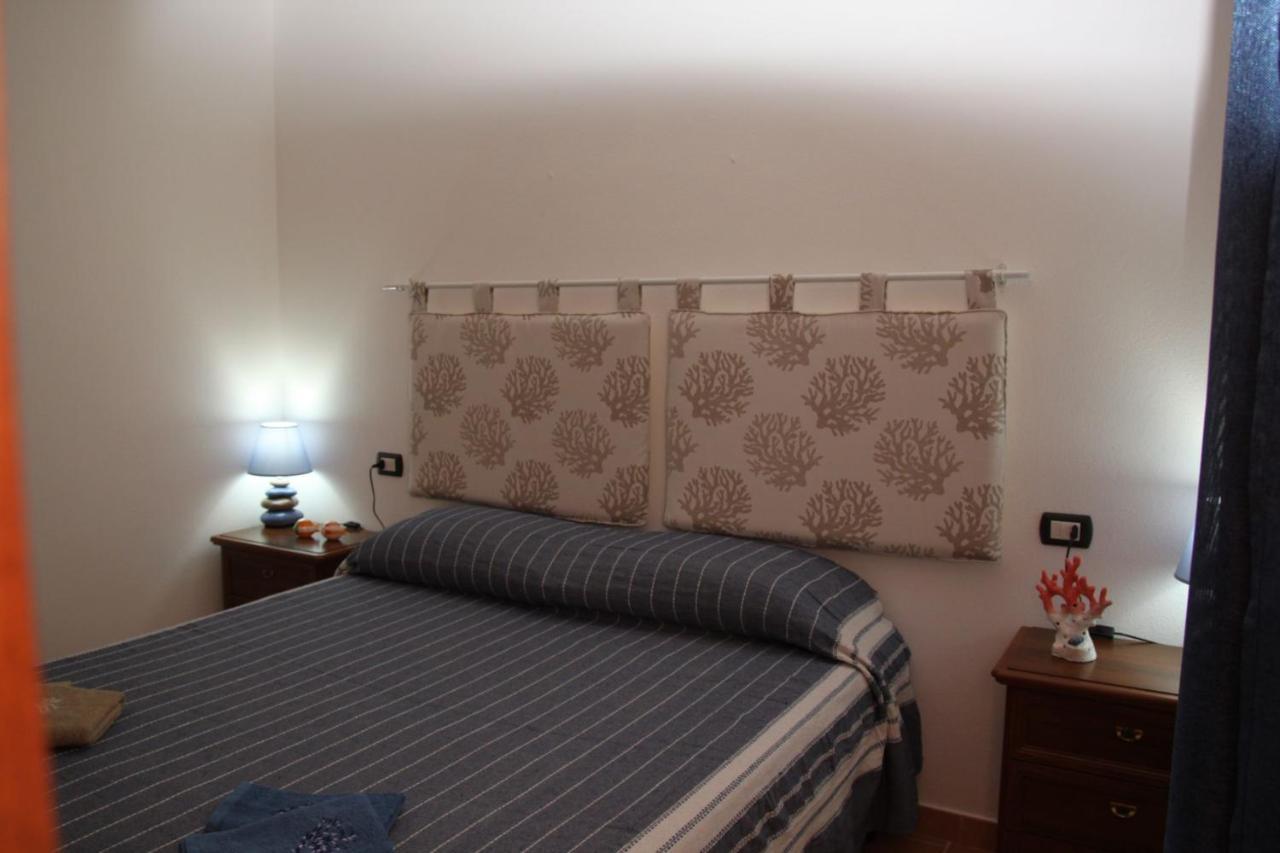 Magibac Due - Casa Vicino Aeroporto E Mater Olbia Appartement Buitenkant foto