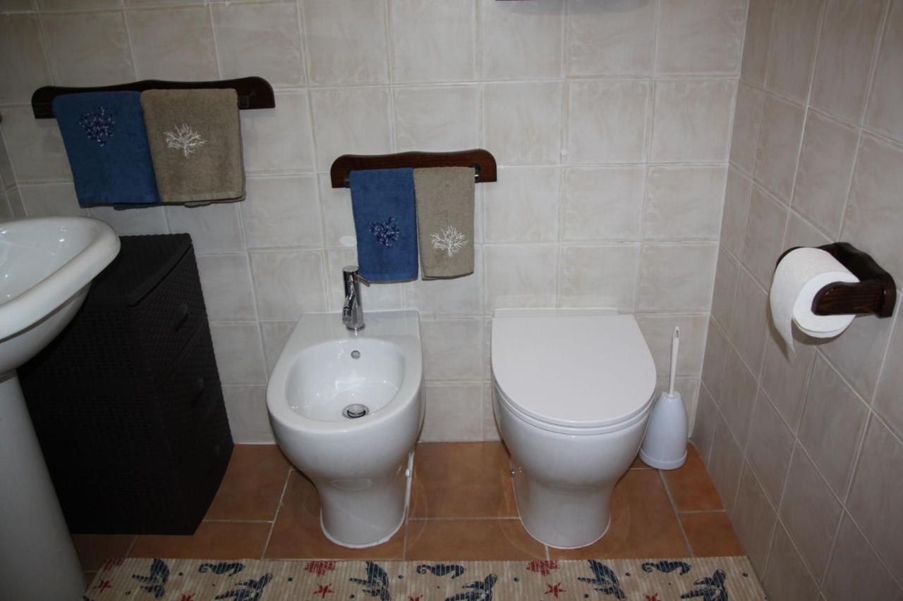 Magibac Due - Casa Vicino Aeroporto E Mater Olbia Appartement Buitenkant foto