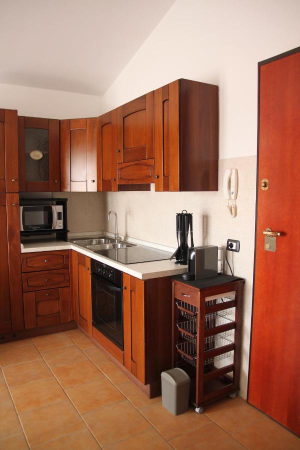 Magibac Due - Casa Vicino Aeroporto E Mater Olbia Appartement Buitenkant foto